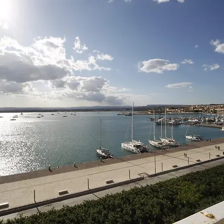 Ortigia Con Vista Da Giulio 3* Syracuse
