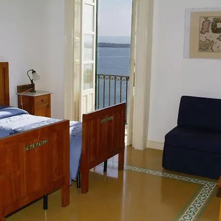 Ortigia Con Vista Da Giulio Bed & Breakfast
