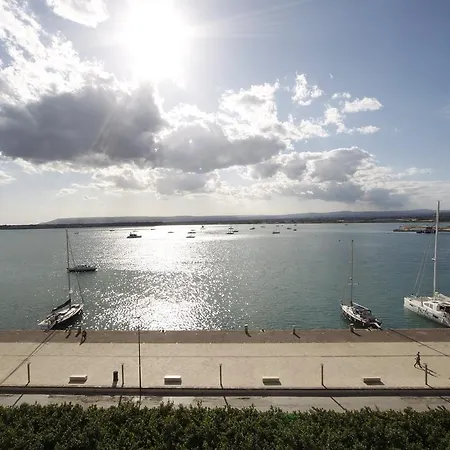 Ortigia Con Vista Da Giulio فندق مبيت وإفطار